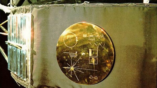 Спустя 45 лет межзвёздный зонд “Вояджер-2” всё ещё продолжает своё путешествие