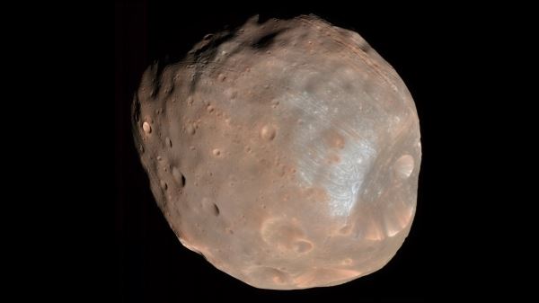 Спутники Марса: Фобос и Деймос