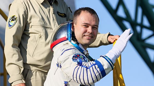 Космонавт с МКС показал подготовку к тепловым испытаниям "Союза МС-22"