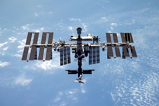 Орбиту МКС подготовили к приземлению поврежденного корабля "Союз МС-22"