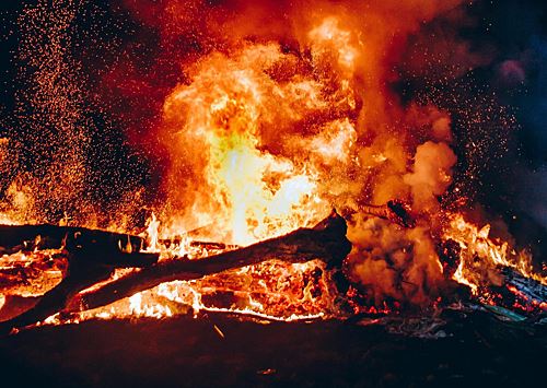 Пожарная часть в Нижегородской области сгорела из-за сотрудника с незатушенной сигаретой