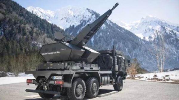 Украина получит два 35-мм зенитных артиллерийских комплекса Rheinmetall Skynex